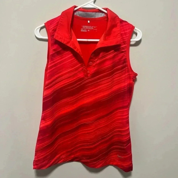 Nike Tops - Women’s small Nike golf red sleeveless shirt